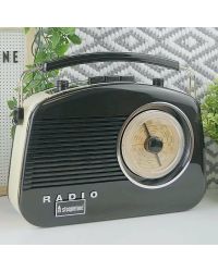 Steepletone Brighton Retro Style Radio in Black