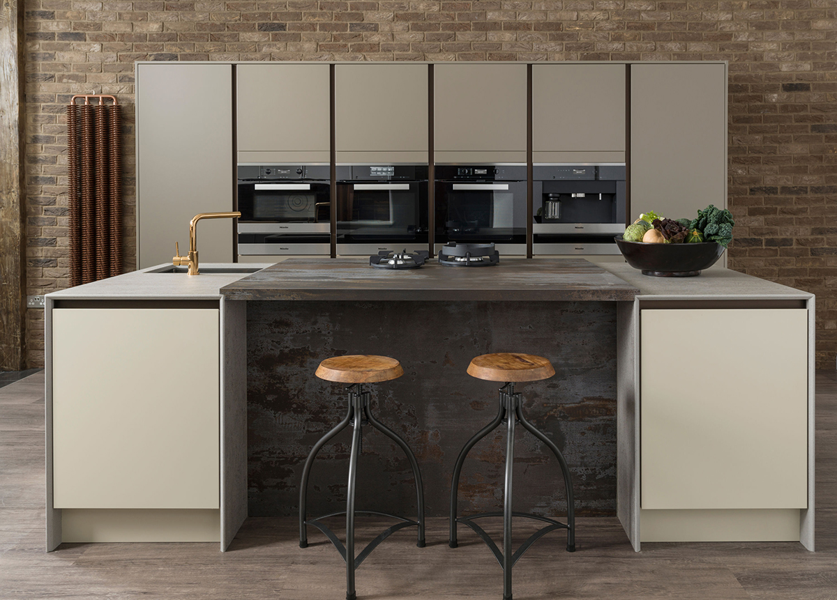 Symphony Linear Advant Kitchen Design